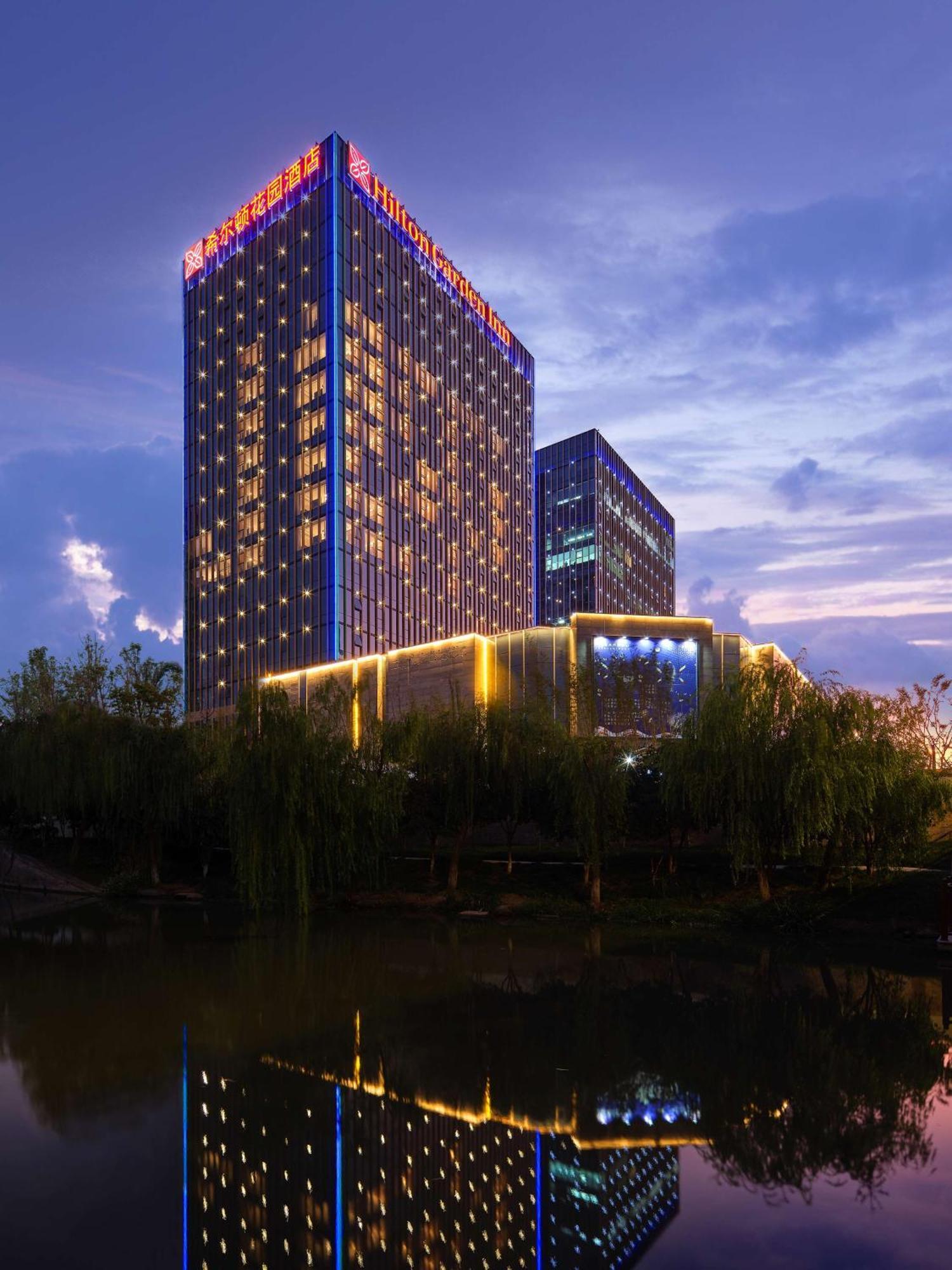 Hilton Garden Inn Hangzhou Xixi Zijingang Екстер'єр фото